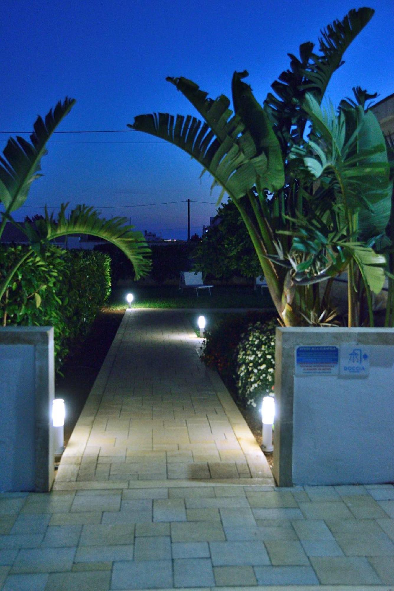 B&B Domus Terra Mare Torre San Giovanni Exterior foto