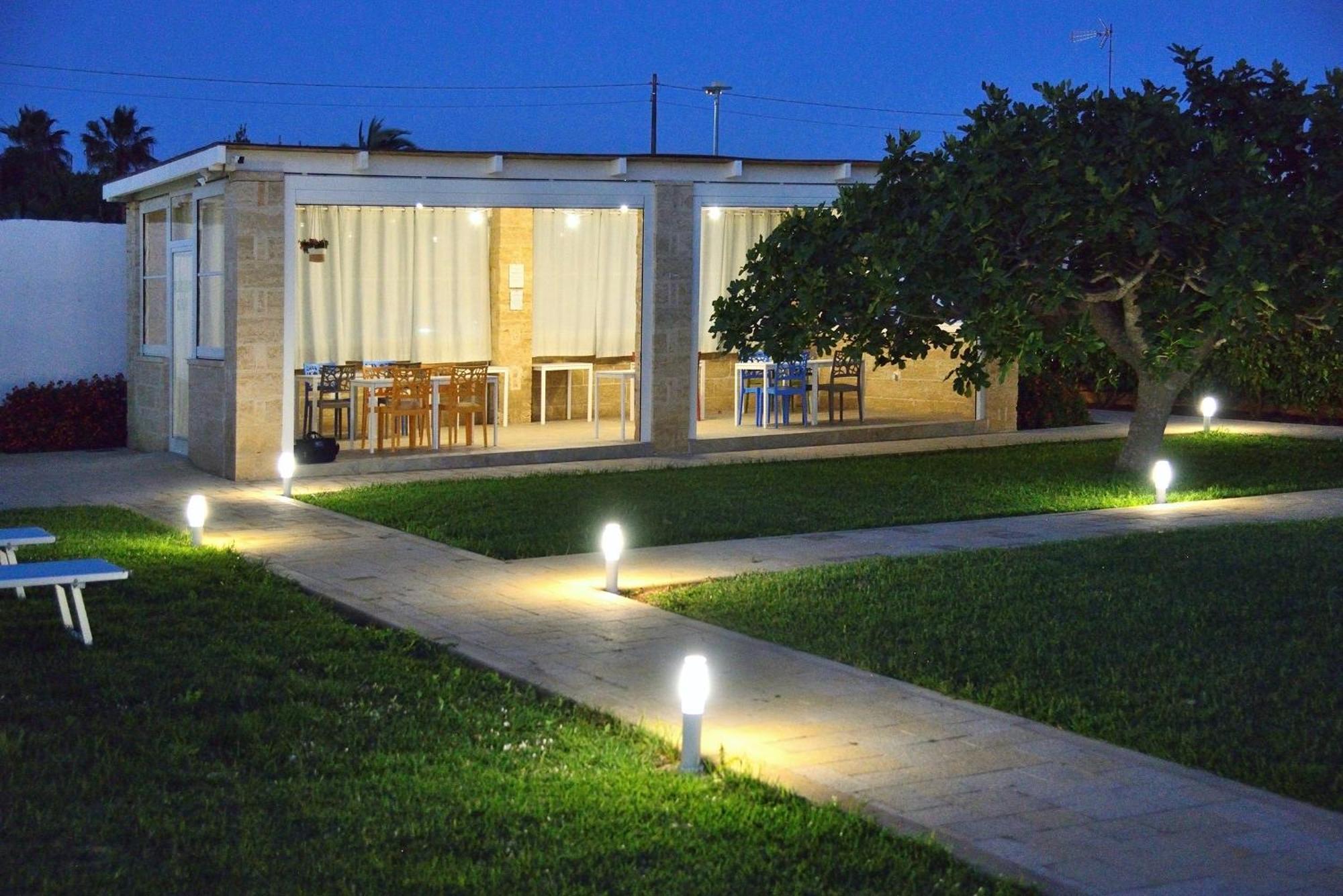 B&B Domus Terra Mare Torre San Giovanni Exterior foto